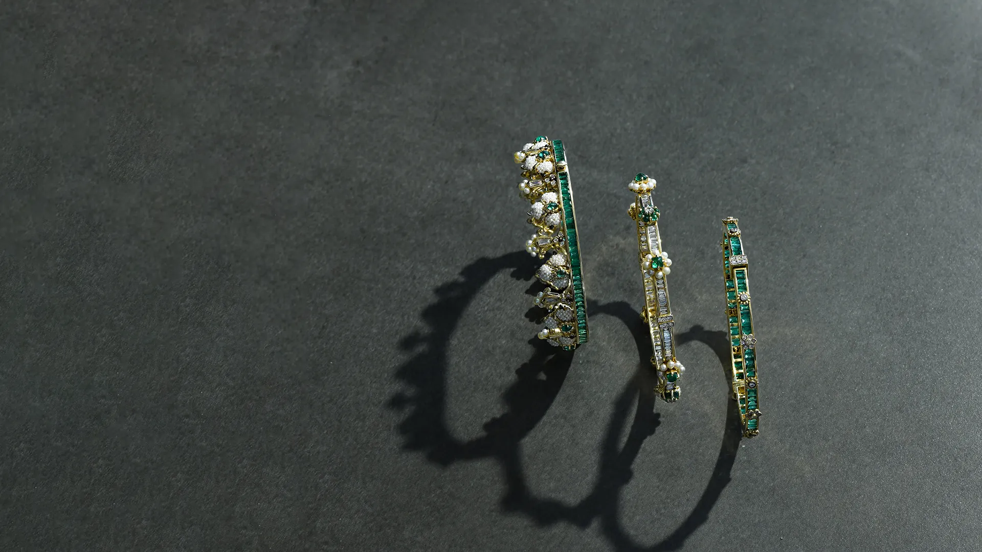 BANGLES